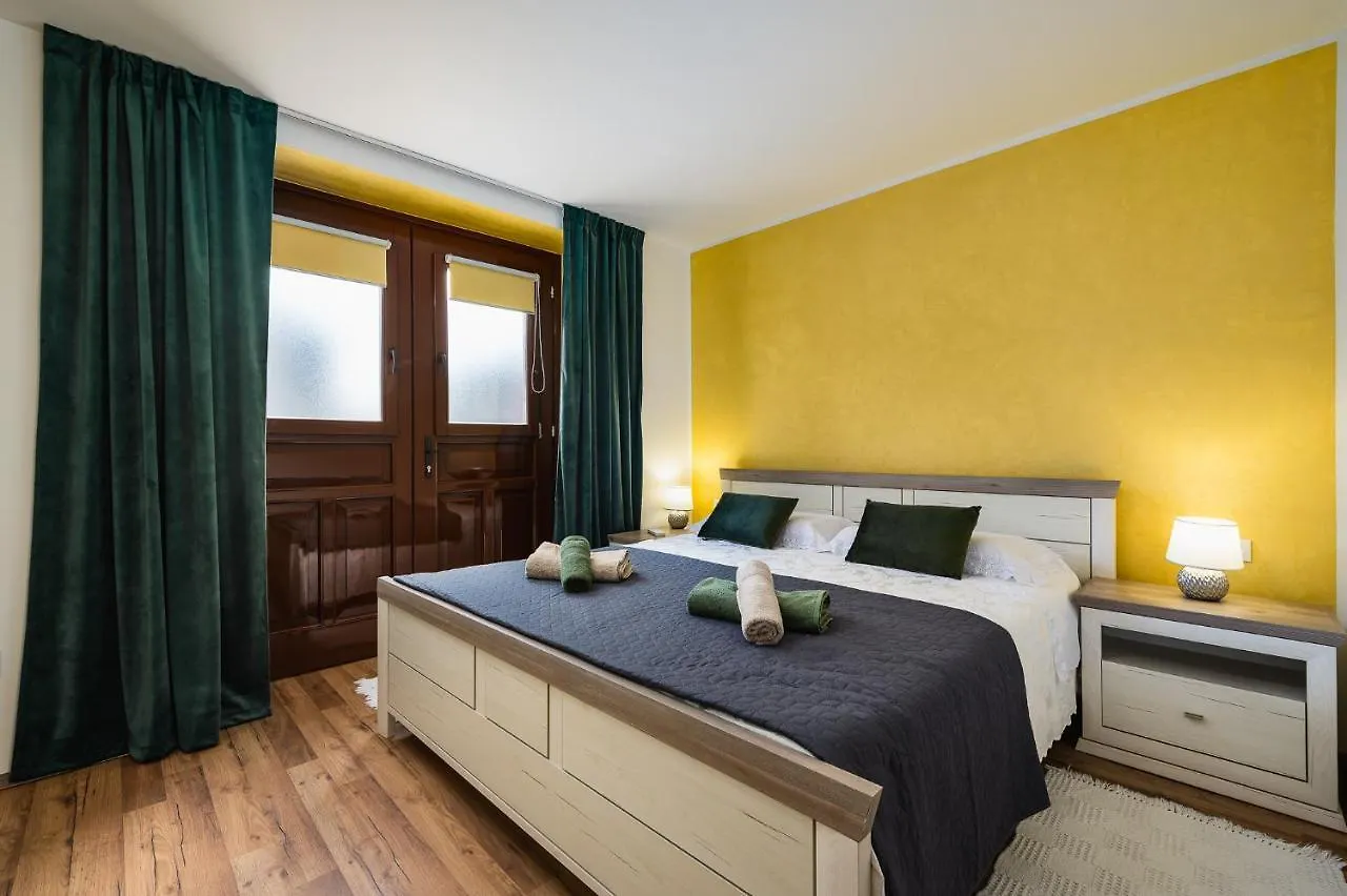 Apartment Leni Sveti Lovrec Pazenaticki Croatia