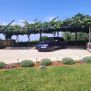Apartment Licardo, Sveti Lovreč Pazenatički